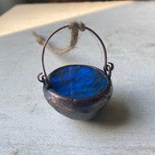 Load image into Gallery viewer, Labradorite Cauldron #6