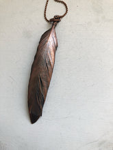 Load image into Gallery viewer, Electroformed Feather Necklace #2 - Ready to Ship (5/17 Update)