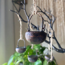 Load image into Gallery viewer, Labradorite Cauldron #3