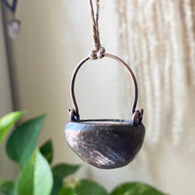 Load image into Gallery viewer, Labradorite Cauldron #4