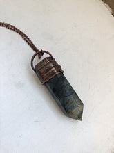 Load image into Gallery viewer, Feather Bezel Large Labradorite Point Necklace on Aged Copper Chain - Ready to Ship (5/17 Update)
