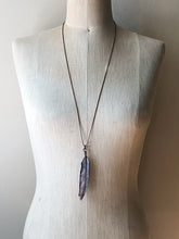 Load image into Gallery viewer, Electroformed Feather Necklace #2 - Ready to Ship (5/17 Update)