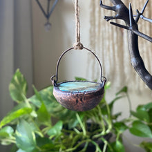 Load image into Gallery viewer, Labradorite Cauldron #2