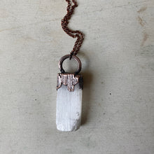 Load image into Gallery viewer, Selenite Necklace #2 - Ready to Ship