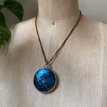 Load image into Gallery viewer, Labradorite Blue Moon Necklace #2