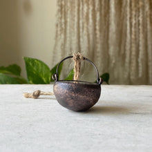 Load image into Gallery viewer, Labradorite Cauldron #6