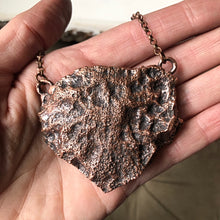 Load image into Gallery viewer, Raw Natural Amethyst Druzy Necklace