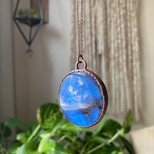 Load image into Gallery viewer, Labradorite Blue Moon Necklace #3