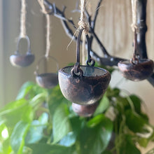 Load image into Gallery viewer, Labradorite Cauldron #2