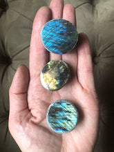 Load image into Gallery viewer, Labradorite Ema Egg