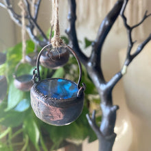 Load image into Gallery viewer, Labradorite Cauldron #1
