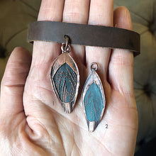 Load image into Gallery viewer, Electroformed Macaw Feather Leather Choker