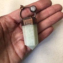 Load image into Gallery viewer, Amazonite Six-Sided Point with Rainbow Moonstone Necklace