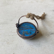 Load image into Gallery viewer, Labradorite Cauldron #7