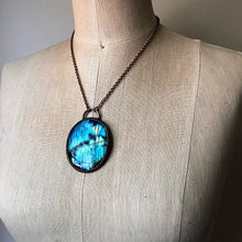 Load image into Gallery viewer, Large Labradorite Oval Necklace - Ready to Ship