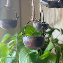 Load image into Gallery viewer, Labradorite Cauldron #4
