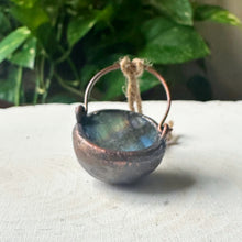 Load image into Gallery viewer, Labradorite Cauldron #2
