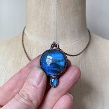 Load image into Gallery viewer, Labradorite Full Moon in Leo Necklace #2 - Ready to Ship