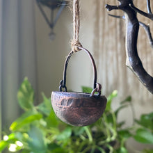Load image into Gallery viewer, Labradorite Cauldron #8