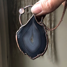 Load image into Gallery viewer, Agate Slice Portal of the Heart Necklace - Ready to Ship