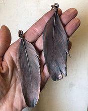 Load image into Gallery viewer, Electroformed Green Macaw Feather Necklace