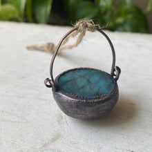 Load image into Gallery viewer, Labradorite Cauldron #3