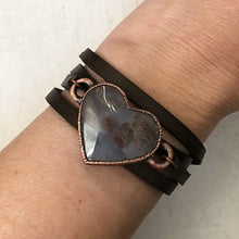 Load image into Gallery viewer, Moss Agate Heart and Leather Wrap Bracelet/Choker #1
