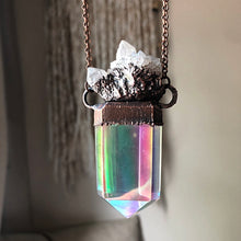 Load image into Gallery viewer, Large Angel Aura Point & White Spirit Quartz Neckalce - Ready to Ship