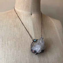 Load image into Gallery viewer, Raw Clear Quartz Cluster with Labradorite Necklace