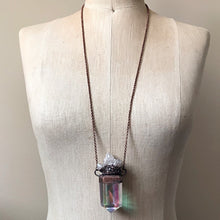 Load image into Gallery viewer, Large Angel Aura Point & White Spirit Quartz Neckalce - Ready to Ship