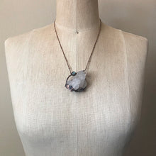 Load image into Gallery viewer, Raw Clear Quartz Cluster with Labradorite Necklace
