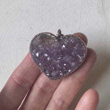 Load and play video in Gallery viewer, Druzy Heart “Shine On” Necklace #1 - Ready to Ship
