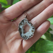 Load and play video in Gallery viewer, Geode Slice Portal Necklace #4
