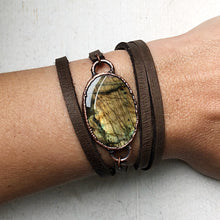 Load image into Gallery viewer, Labradorite and Leather Wrap Bracelet/Choker #1
